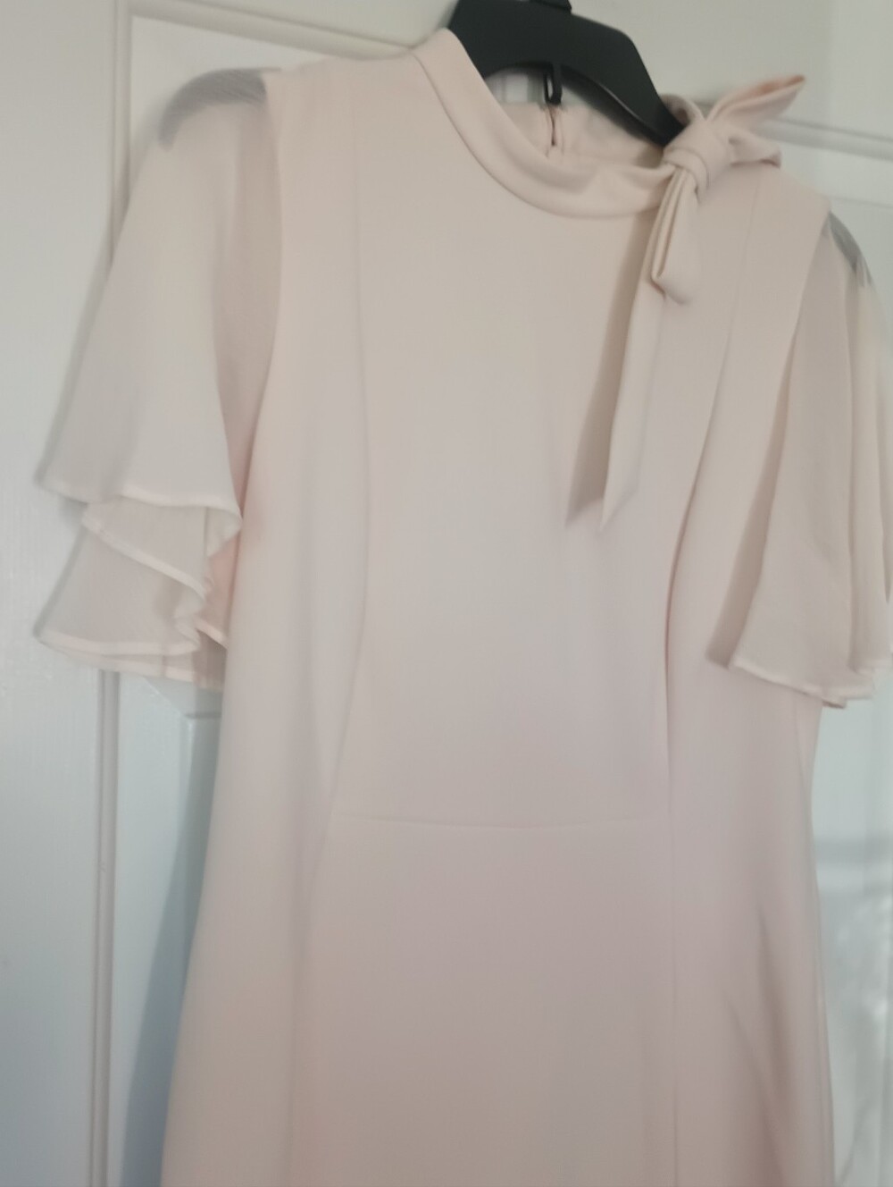New.... Calvin Klein elegant Light Pink Bow-Neck Flutter Sleeve Dress Size 12